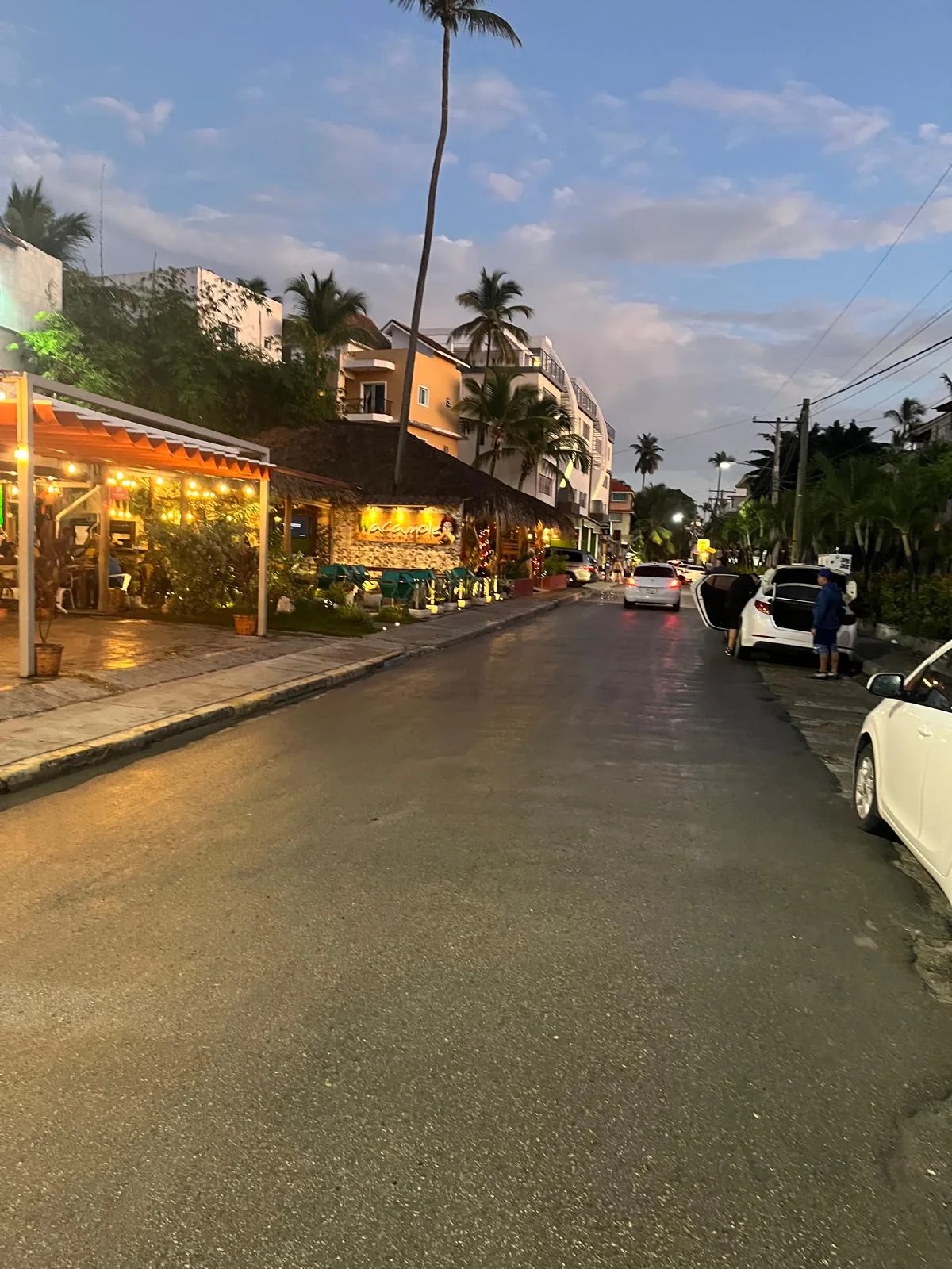 Evening restaurant lights